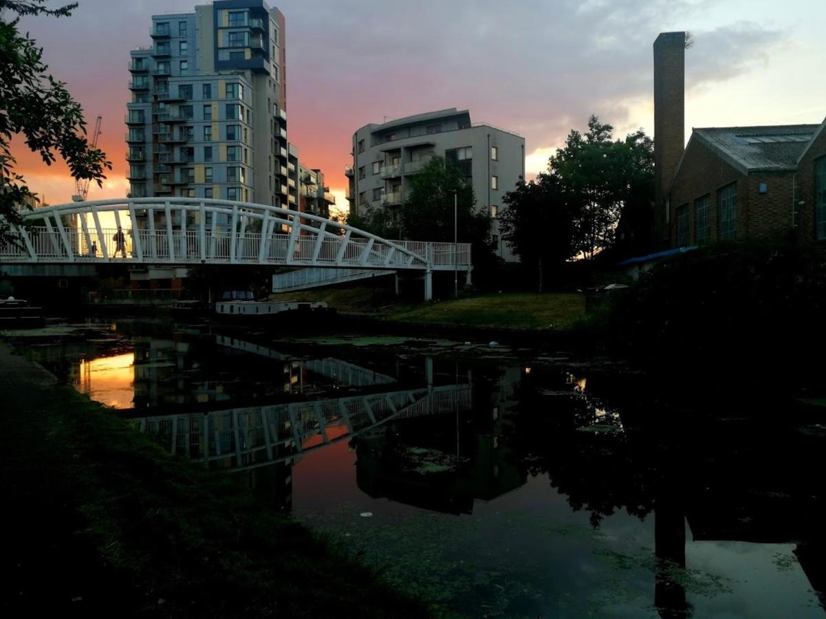 Lovely Luxury 1-Bed Apartment In Wembley Λονδίνο Εξωτερικό φωτογραφία